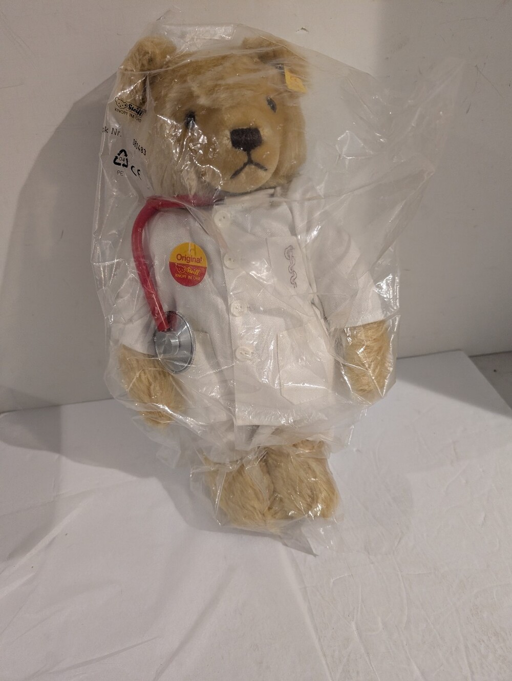 Steiff The Good Doctor 13" Teddy Bear 028564 New